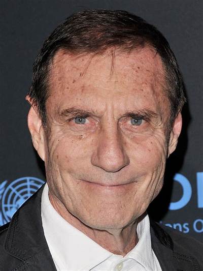 Roland Joffe Bio, Wiki, Age, Wife, Movies, the Mission, and Net Worth.