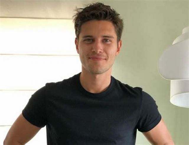 Ronen Rubinstein Height, Age, Girlfriend, Biography, Wiki, Net Worth