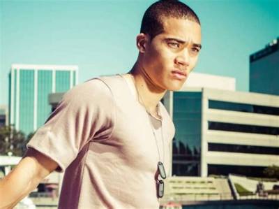 Russell Curry Bio, Wiki, Age, Height, Weight, Family, Facts