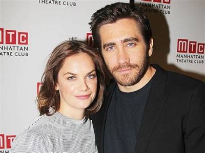 Ruth Wilson: Dating, Net Worth, Tattoos, Smoking & Body Measurements