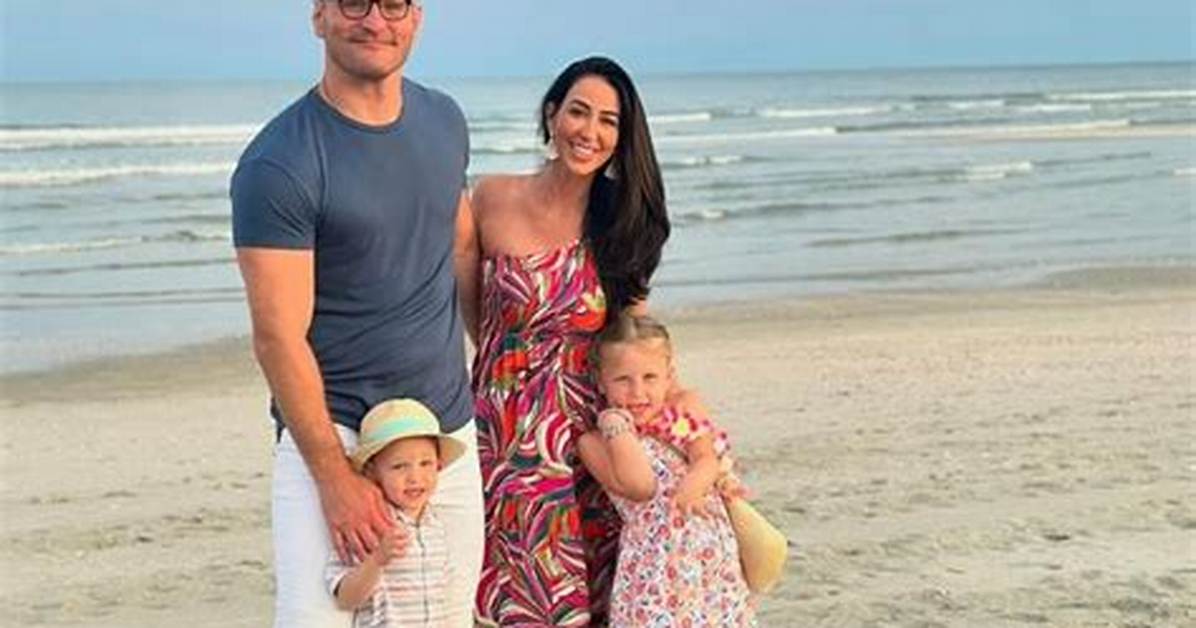 Ryan Marie Carney (Stipe Miocic Wife) Wikipedia, Bio, Age, Height, Weight, Husband, Net Worth, Facts