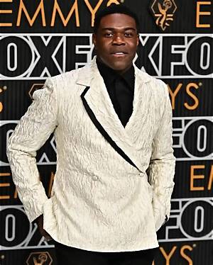 Sam Richardson Bio, Wiki, Age, Height, Girlfriend, Movies, Stand Up, Net Worth