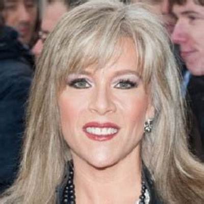 Samantha Fox Height: How Tall Is Samantha Fox?