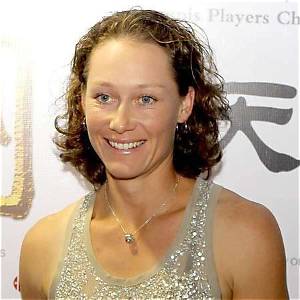 Samantha Stosur: Husband, Net Worth, Tattoos, Smoking & Body Measurements