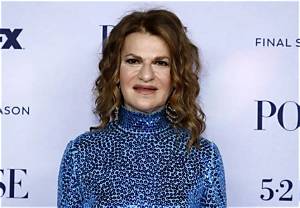 Sandra Bernhard’s Net Worth, Biography, Career, Awards, Fact and Life Story