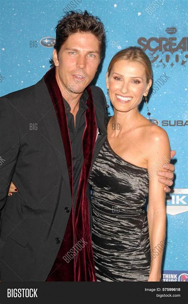 Sandra Hess Michael Trucco, Body, Boyfriend, Career & Net Worth