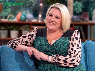 Sara Davies Net Worth, Salary, Source of Income, Early Life, Career, Haight & More.