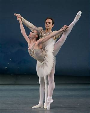 Sara Mearns