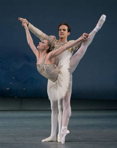 Sara Mearns