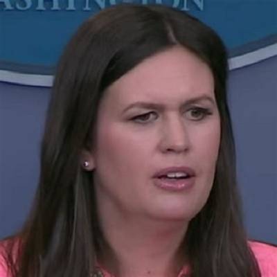 Sarah Sanders – Bio, Facts, Wiki, Net Worth, Age, Height, Family, Huckabee, Trump, Red Hen, Restaurant, Acosta, Husband, Resignation, Father, Eye