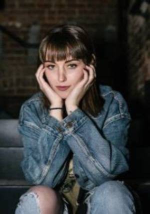 Sasha Sloan Biography, Age, Career, Dating, and Older