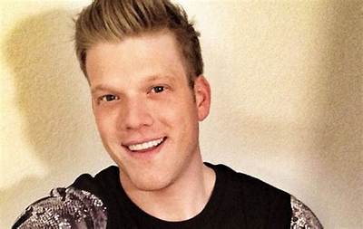 Scott Hoying’s Net Worth, Biography, Fact, Career, Awards and Life Story