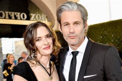 Scott Mackinlay Hahn, Bio, Age, Winona Ryder, Clothing, Net Worth