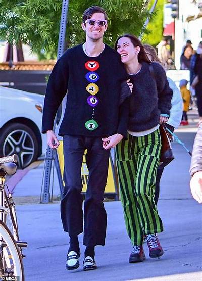 Scout Willis Boyfriend Jake Miller: Age, Height, Wiki, Biography, Instagram