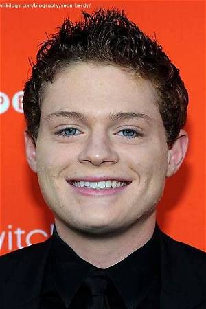 Sean Berdy (Actor) Wiki, Bio, Height, Weight, Affair, Net Worth, Dating, Girlfriend, Career, Family, Facts