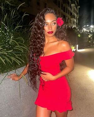 Sela Vave Ethnicity, Nationality Facts: : Age, Wiki, Bikini, Feet, Jamie Foxx