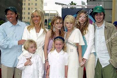 Shallon Olsen Parents: Jayne Chow-Olsen and Tony Olsen – Meet Her Father Mother on Instagram
