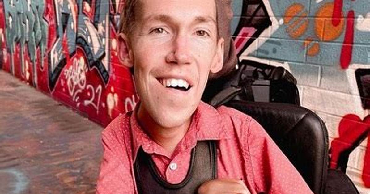 Shane Burcaw Wiki, Biography, Age, Net Worth, Salary, Height, Dating