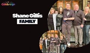 Shane Gillis Family Including His Parents and Sisters Are All Supportive of Each Others