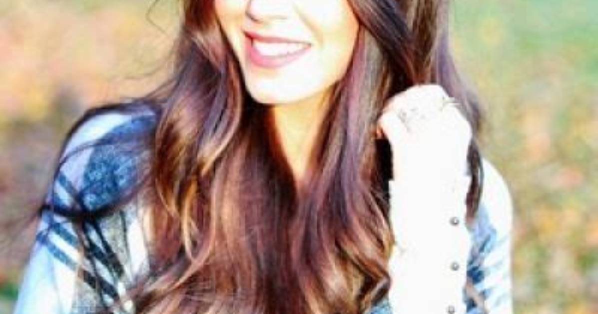 Shea Whitney Biography Age, Wiki, Net Worth, Biography, Husband, Height, Married