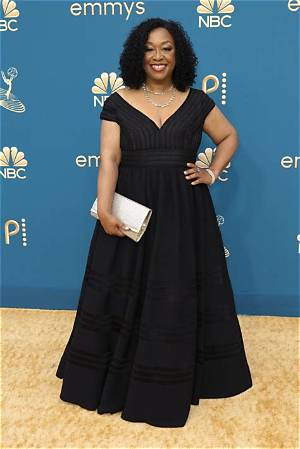Shonda Rhimes Height, Weight, Net Worth, Age, Birthday, Wikipedia, Who, Nationality, Biography