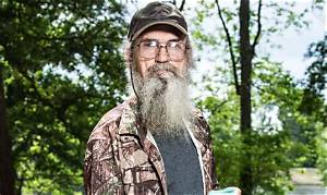 Si Robertson Bio, Wiki, Age, Height, Wife, Kids, Parents, Siblings, Career, Vietnam and Net Worth