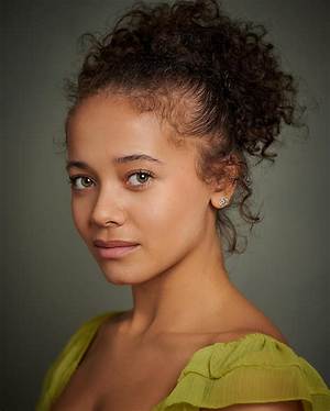 Sienna Arif Knights Age, Wiki, Biography, Birthday, Parents, Instagram, Height, Net Worth