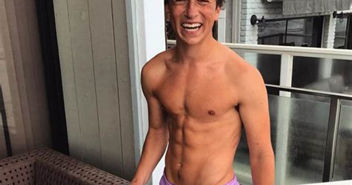 Skyler Gisondo Age, Wiki, Biography, Height, Weight, Ethnicity, Religion, Girlfriend