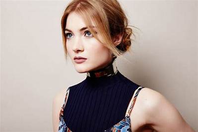 Skyler Samuels Bio, Wiki, Age, Height, Husband, Movies and Net Worth
