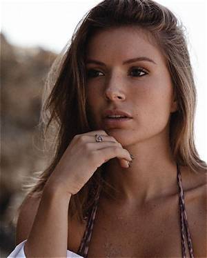 Sofia Bevarly Bio, Wiki, Age, Height, Boyfriend, Family, Salary and Net Worth