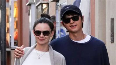 Song Joong-Ki and Katy Louise Saunders’ Relationship Timeline: All We Know About the Newest Celebrity Couple