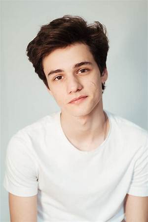 Stefan Iancu Wiki, Biography Felix, Killing Eve Age, Girlfriend