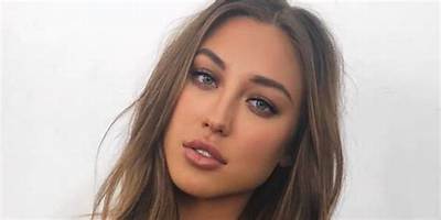 Stefanie Gurzanski Wiki Biography Age, Instagram: Onlyfans Model Boyfriend