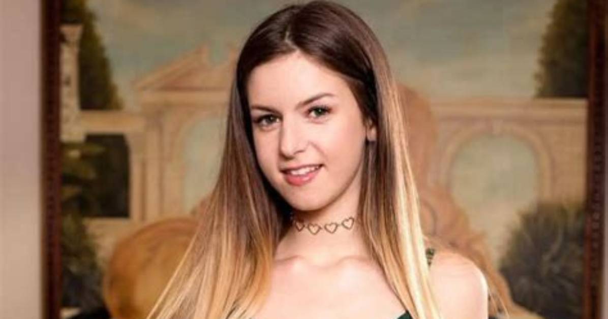 Stella Cox Height, Weight, Net Worth, Age, Birthday, Wikipedia, Who, Instagram, Biography