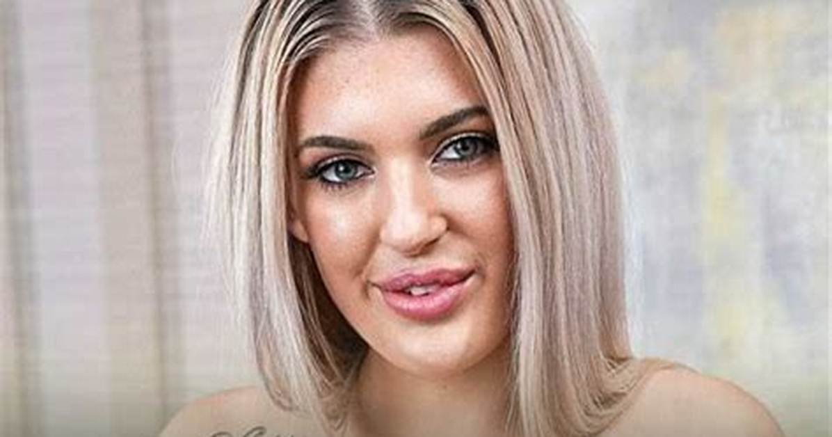 Stephanie Hoston Wikipedia, Age, Biography, Height, Boyfriend, Instagram