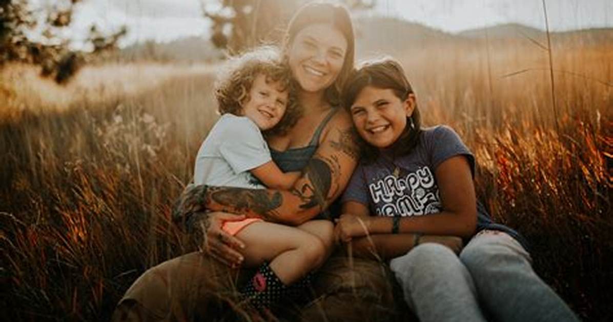 Stephanie Land Net Worth Parents: Who Are Her Dad Mom?