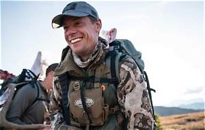 Steven Rinella Bio-Wiki, Age, Wife, Net Worth, Books, Cookbook, Meateater, Kids