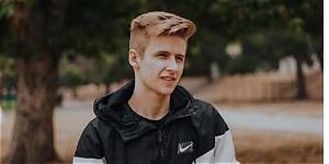 Symfuhny Age, Real Name, Net Worth, Height, Sister, How Old/Tall