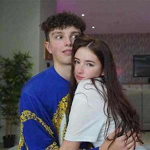 Tamzin Taber Tiktok Age, Height: How Old/Tall Is the English Tik Tok Star
