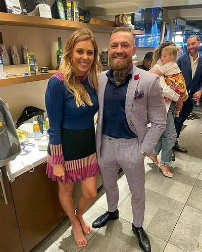 Taylor Mcgregor Wikipedia Husband: Who Is She Married to?