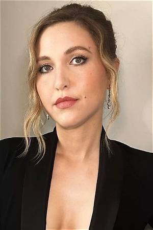 Taylor Tomlinson Wiki, Biography, Age, Height Weight, Boyfriend, Family