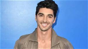 Taylor Zakhar Perez Height, Weight, Net Worth, Age, Wiki, Who, Instagram, Biography