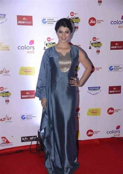 Tejaswini Pandit Height, Weight, Net Worth, Age, Birthday, Wikipedia, Who, Nationality, Biography