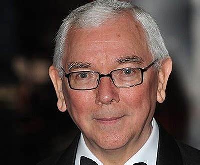 Terence Davies: Dating, Net Worth, Tattoos, Smoking & Body Facts