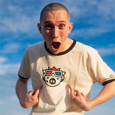 Thedandangler Twitch Biography, Wikipedia, Social Profile, Net Worth: Age and Instagram Bio