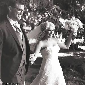 Thomas Doig, Josie Bissett Husband, Married, Children and Net Worth