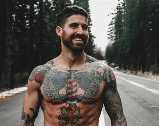 Thoren Bradley Height, Weight, Net Worth, Age, Birthday, Wikipedia, Who, Nationality, Biography