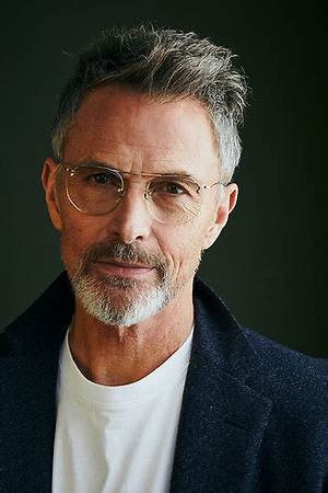 Tim Daly Age, Height, Movies and Tv Shows, Education, Family