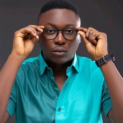 Tobi Makinde Biography: Wikipedia, Age, Movies & Pictures
