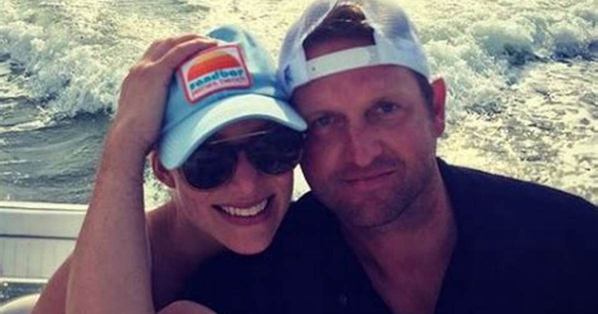 Todd Mcshay Wife Lauren Mcshay – Espn Reported Taking Some Time Off